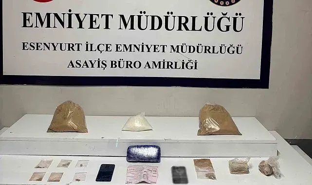 Esenyurt'ta düzenlenen operasyonda 7,5 kilo uyuşturucu geçirildi