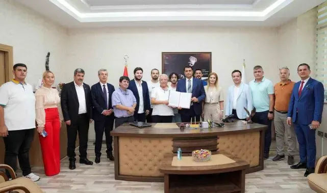 ANKA Hastanesi, Şehitkamil Belediyespor Kulübü'ne sponsor oldu