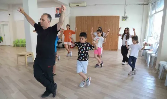 Efeler'de yaz tatili şenliği