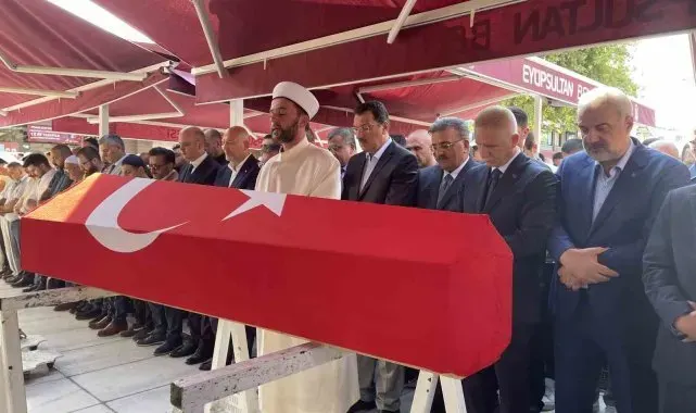 Emekli Tuğgeneral Adnan Tanrıverdi son yolculuğuna uğurlandı