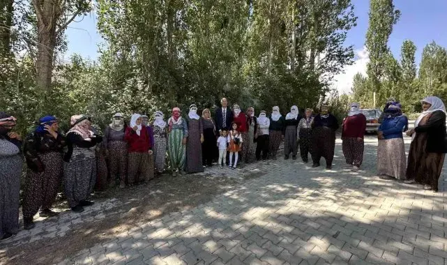 AK Parti'li Esendere Belediyesinden berivanlara akaryakıt desteği