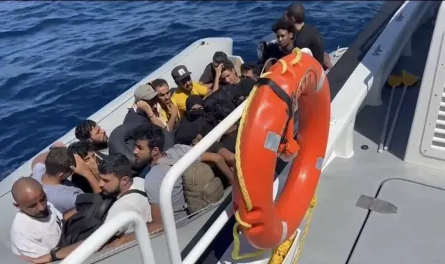 Ayvacık açıklarında 36 kaçak göçmen yakalandı