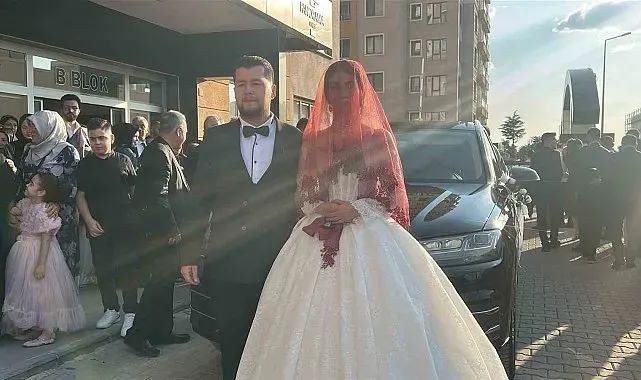 Yozgat Valisi'nin makam aracı şehit oğluna gelin arabası oldu