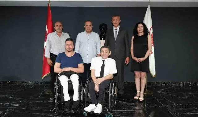 Beşiktaş'tan TBF Genel Sekreteri Serhan Antalyalı'ya ziyaret
