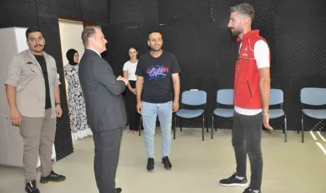 Bulanık Kaymakamı Koşansu geçlik merkezini ziyaret etti