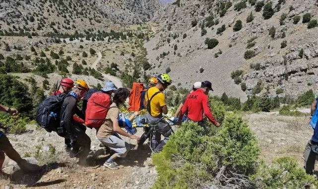 Niğde Aladağlar'da tırmanış sırasında düşen dağcı öldü