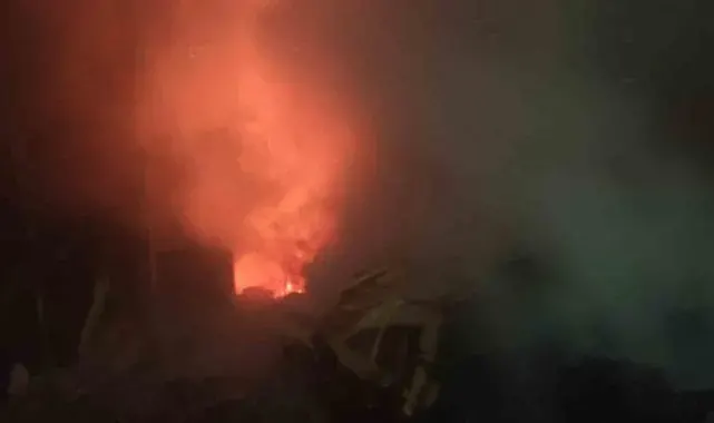 Antakya'da fabrikada çıkan yangın söndürüldü