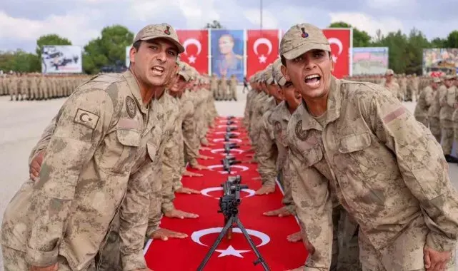 2 bin 965 asker görevini tamamlayarak ailelerine kavuştu