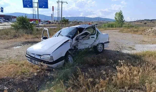 İki otomobilin çarpıştığı kazada 7 kişi yaralandı