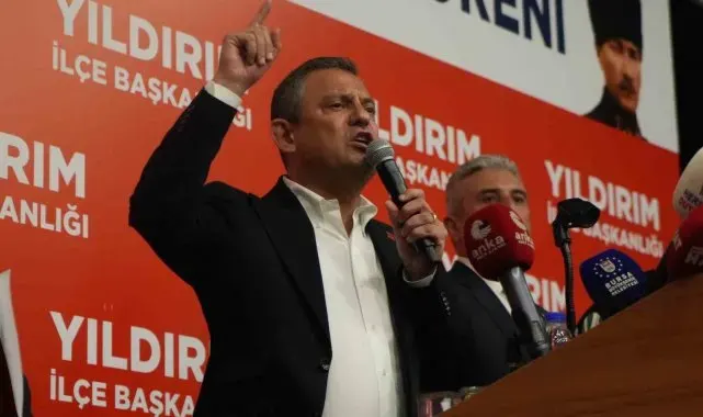 CHP Genel Başkanı Özel: "Anketlerde en az 4.5 puan öndeyiz"