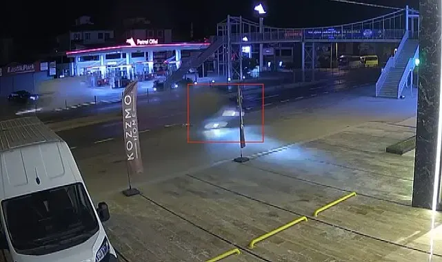 Yalova'da otomobil takla attı: 1 yaralı