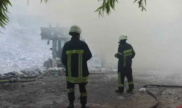 Kayseri'de alev alan otlar fabrikayı yaktı