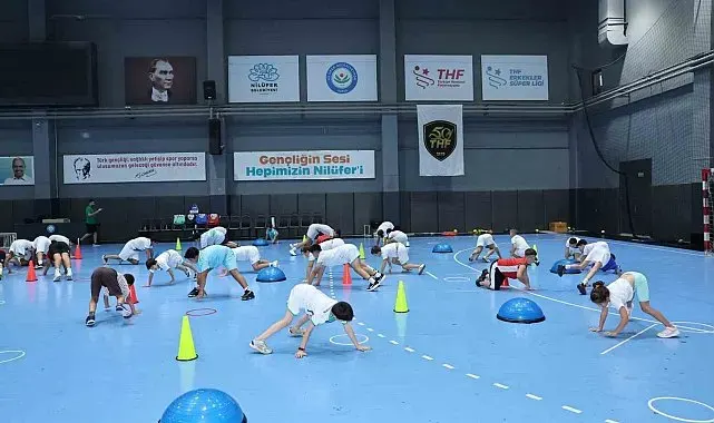 Nilüfer'de "Hentbol Akademisi" açıldı