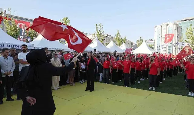 Melikgazi'de çocuklar doya doya eğlendi