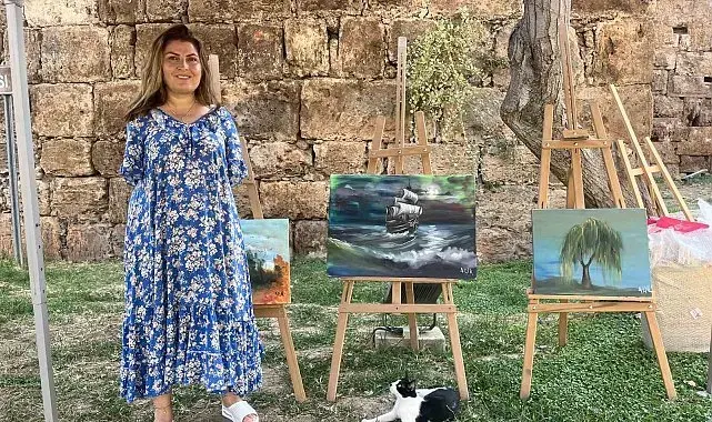 Ayaklarıyla hayata tutundu, eserleri sınırları aştı