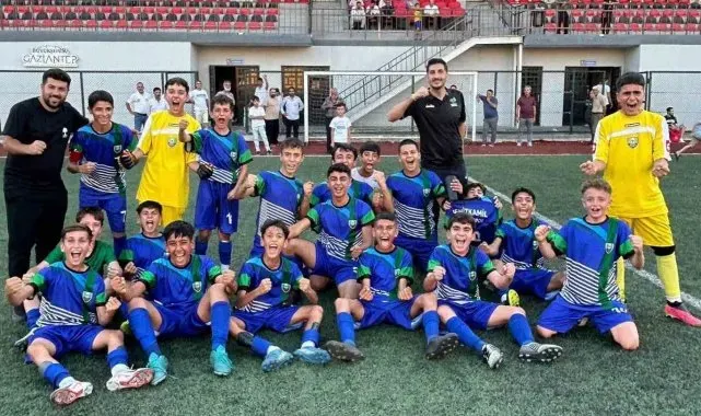 Şehitkamil U13 Futbol Takımı "namağlup şampiyon"