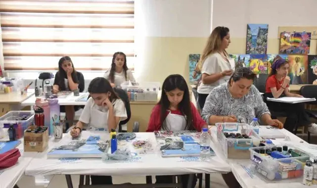 Şahinbeyli kadınlar resim kurslarına akın ediyor