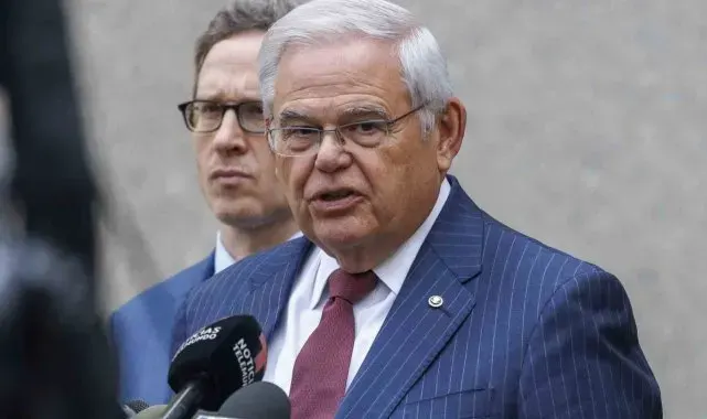 ABD'de rüşvetle suçlanan Senatör Menendez suçlu bulundu