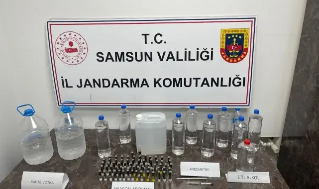 Sahte içki üreten şahıs jandarma tarafından yakalandı