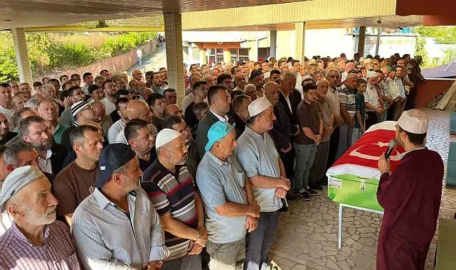 Beypazarı'ndaki maden kazasında hayatını kaybeden işçi son yolculuğuna uğurlandı