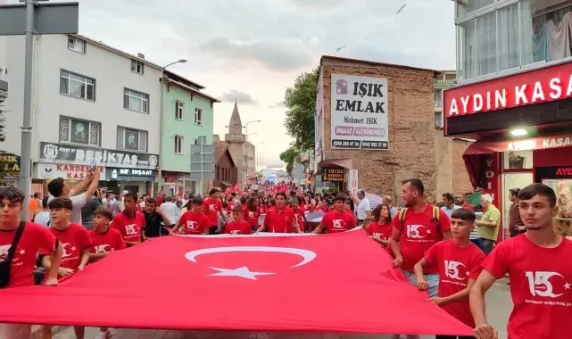 Sinop'ta mehter eşliğinde milli birlik yürüyüşü