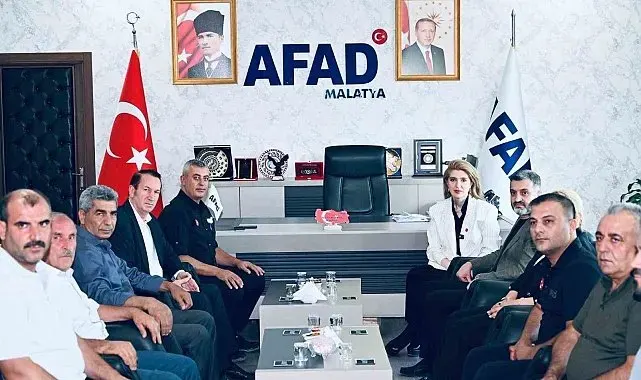 Milletvekili Ölmeztoprak, üreticinin emeği ve Malatya'nın geleceği için sahada