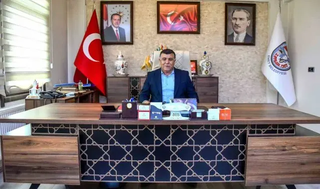 Emet Belediyesinde işçilerin bir yıl sonra tam maaşları hesaplarına yatırıldı