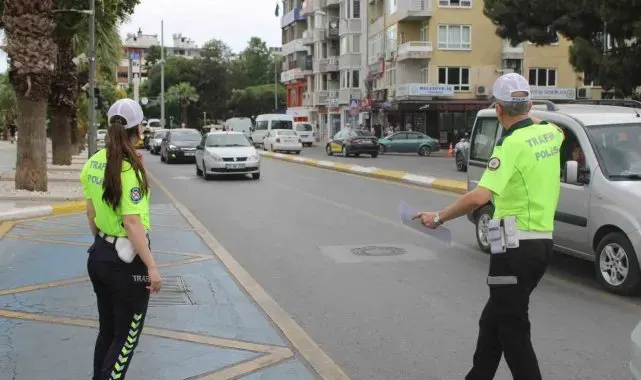 Aydın'da trafik ekiplerinden "KPSS" seferberliği
