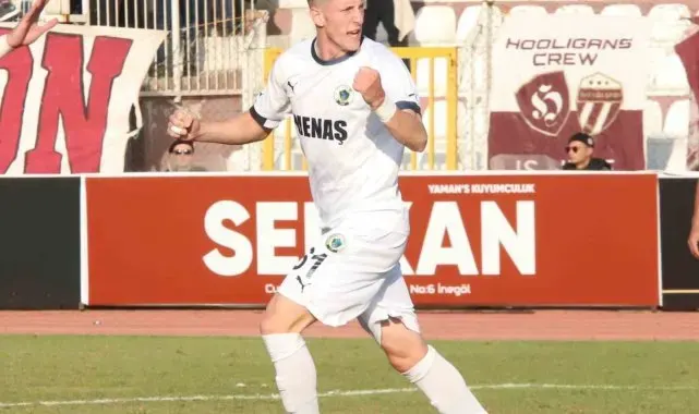 Karşıyaka, Abdulkadir Öksüz ile anlaştı