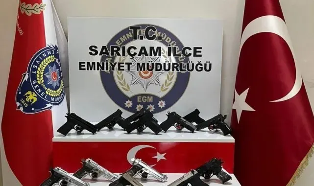 Adana'da 14 ruhsatsız silah ele geçirilirken aranan 31 kişi yakalandı