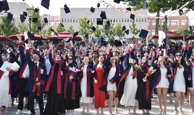 Dekan Yalçın: "Dürüst, çalışkan ve üretken insan bir değerdir"