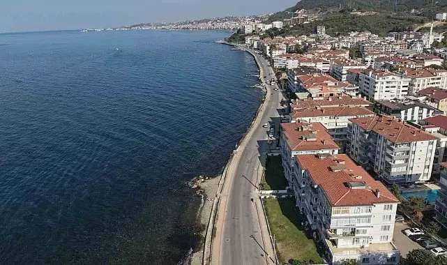 Çınarcık'ta denize girmek yasaklandı: Deniz kirlendi, ceza yağdı