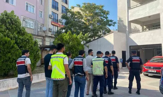 İstanbul ve Tekirdağ'da göçmen kaçakçılarına darbe