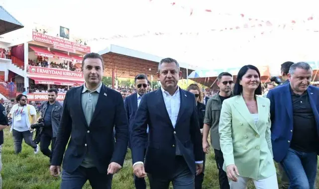 Başkan Akın, Tarihi Kırkpınar Güreşleri'ni takip etti