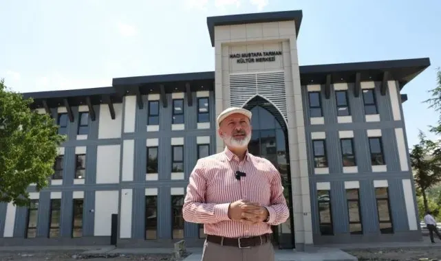 Başkan Çolakbayrakdar: "Şehrimize her yaş grubunu cezbedecek, yeni bir kütüphane kazandırıyoruz"