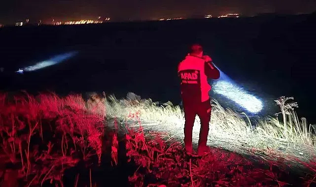 Van Gölü'nde kano devrildi: Kaybolan kadın bulundu