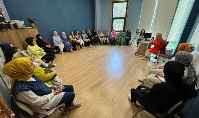 Bu söyleşide 'akran zorbalığına' dikkat çekildi