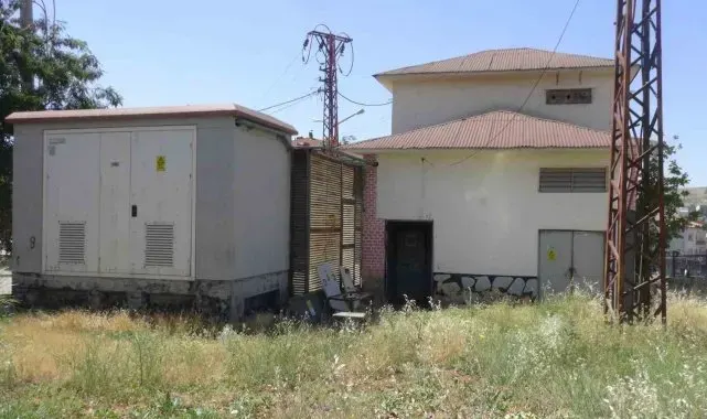 Kahramanmaraş Afşin'de trafo merkezine zarar verip, ilçeyi elektriksiz bıraktılar
