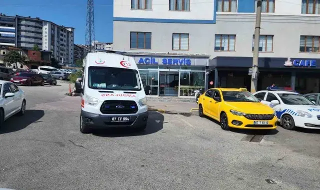 Karadeniz Ereğli'de otomobilin çarptığı yaya yaralandı