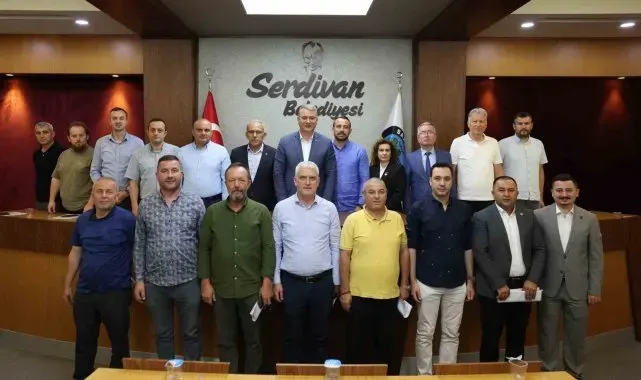 Serdivan'da asfalt seferberliği: 24 mahallede 54 kilometrelik yol yenilenecek