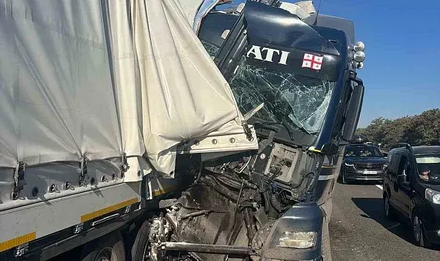 Bilecik'te zincirleme trafik kazası, 2 yaralı