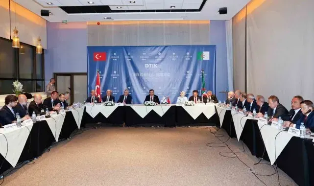 Siirt TSO Başkan Kuzu, Cezayir'deki Türk İş Dünyası Buluşması'na katıldı