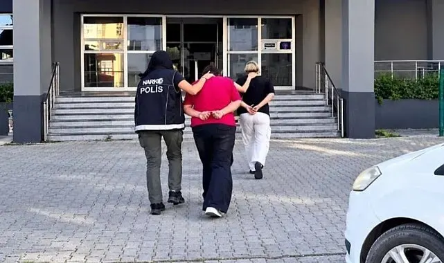 Hakkari'de mide ve bağırsaklarında uyuşturucu taşıyan 3 İranlı tutuklandı