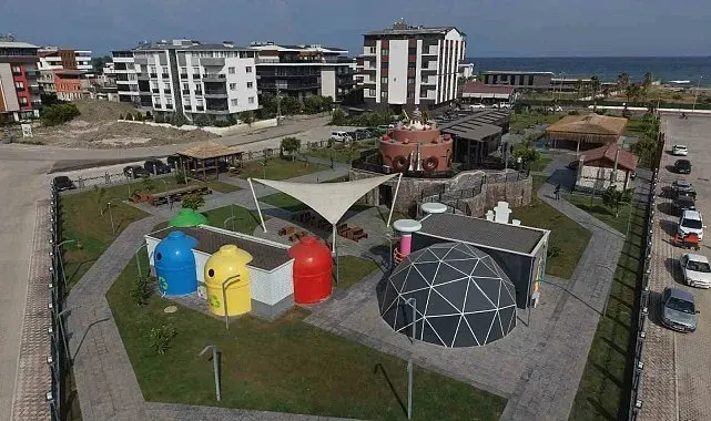 Yenilenen İskenderun Aile Köyü vatandaşların buluşma noktası oldu
