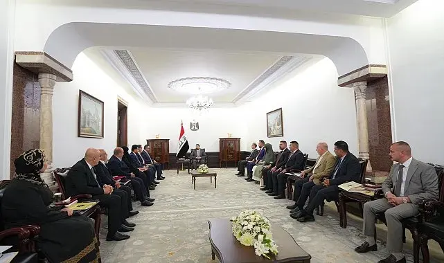 Irak Başbakanı Zeydi'den İran yanlısı Haşdi Şabi'ye hükümet desteği vurgusu