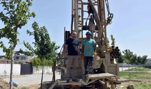 Başkan Zencirci, sondaj çalışmasını yerinde inceledi