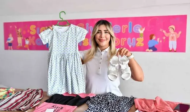 Mersin'deki kıyafet evinde bayram sevinci