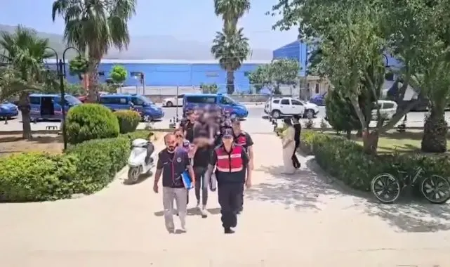 Jandarma ekipleri hayvan hırsızlığı çetesini çökertti: 3 tutuklama