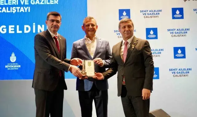 CHP Genel Başkanı Özgür Özel, Şehit Aileleri ve Gaziler Çalıştayı'na katıldı