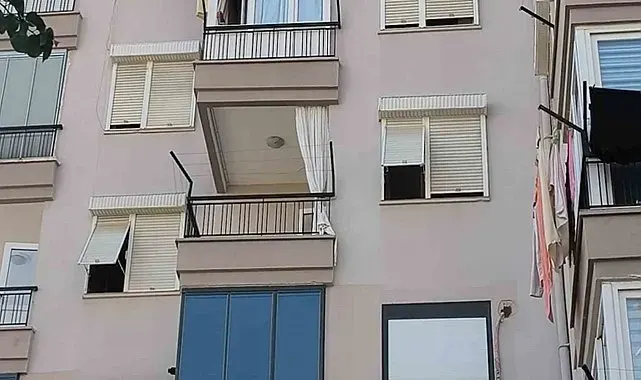 Antalya'da yaşlı anne ve kızı aynı evde ölü bulundu